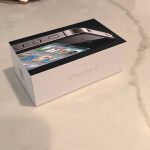 Iphone 4 box and all the power cords brand new